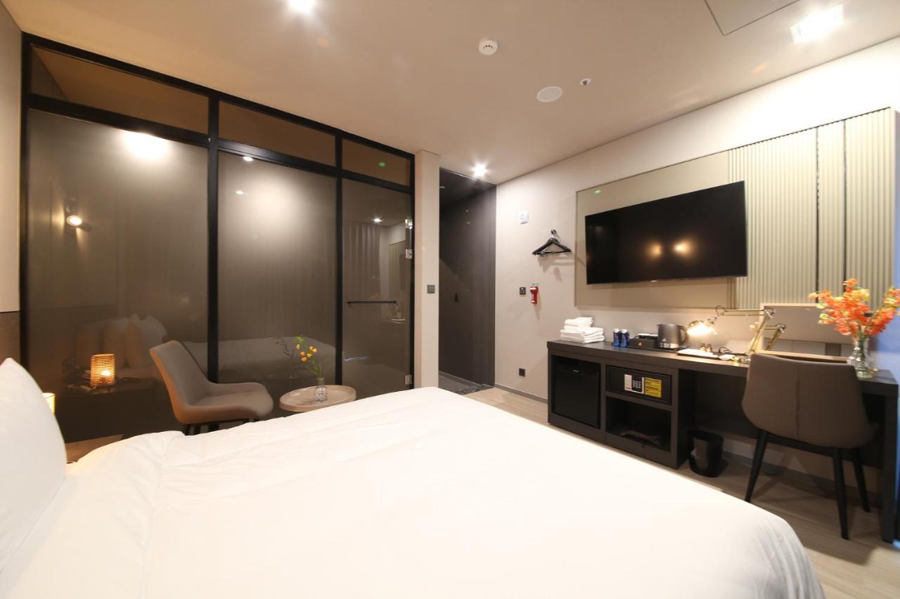 City Hotel The Busan Metro Exterior foto
