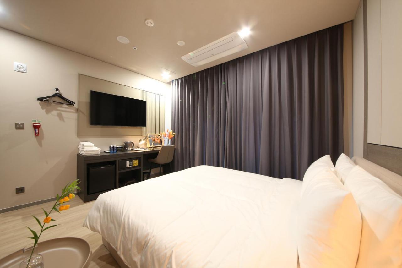City Hotel The Busan Metro Exterior foto