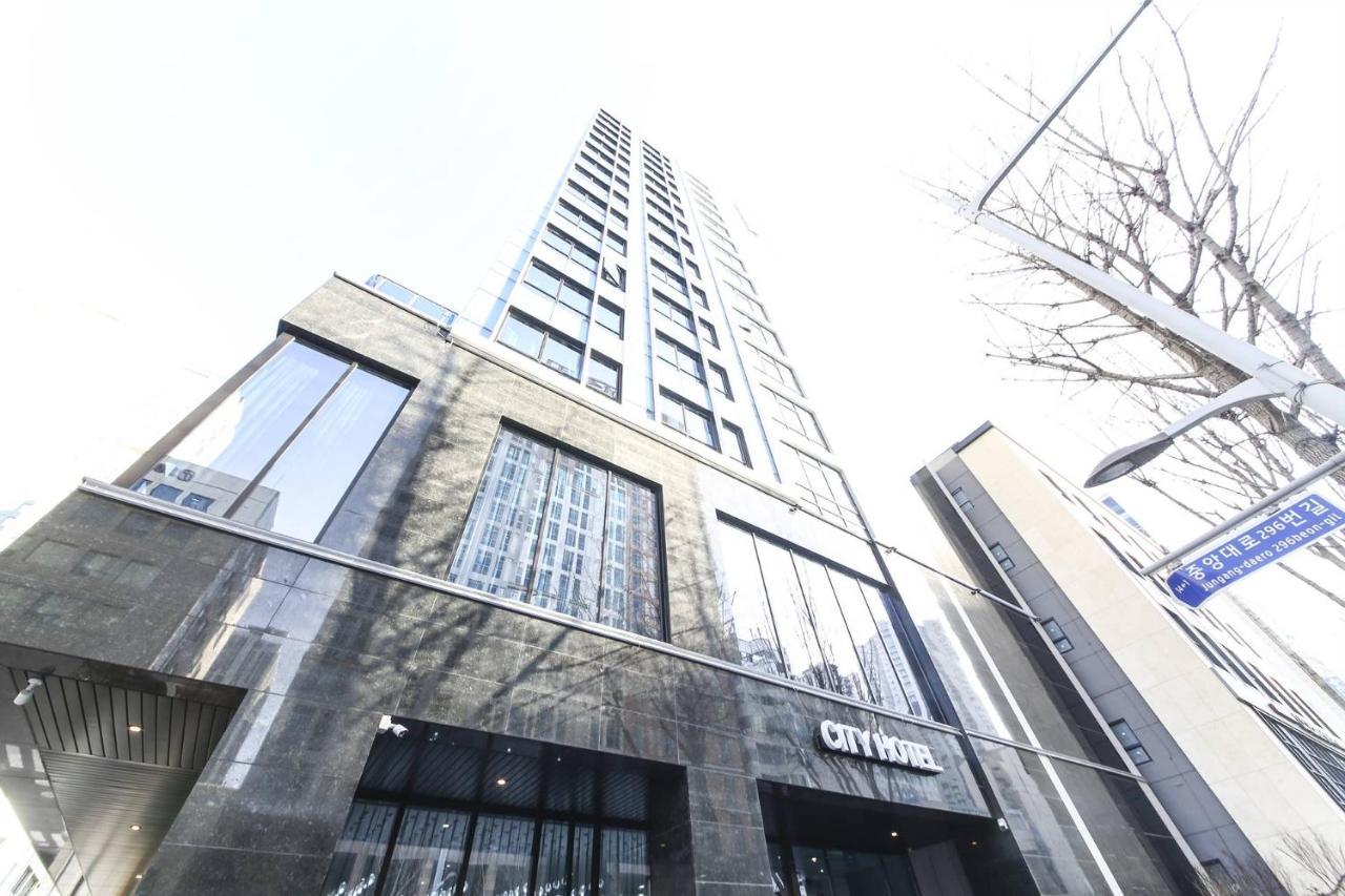 City Hotel The Busan Metro Exterior foto