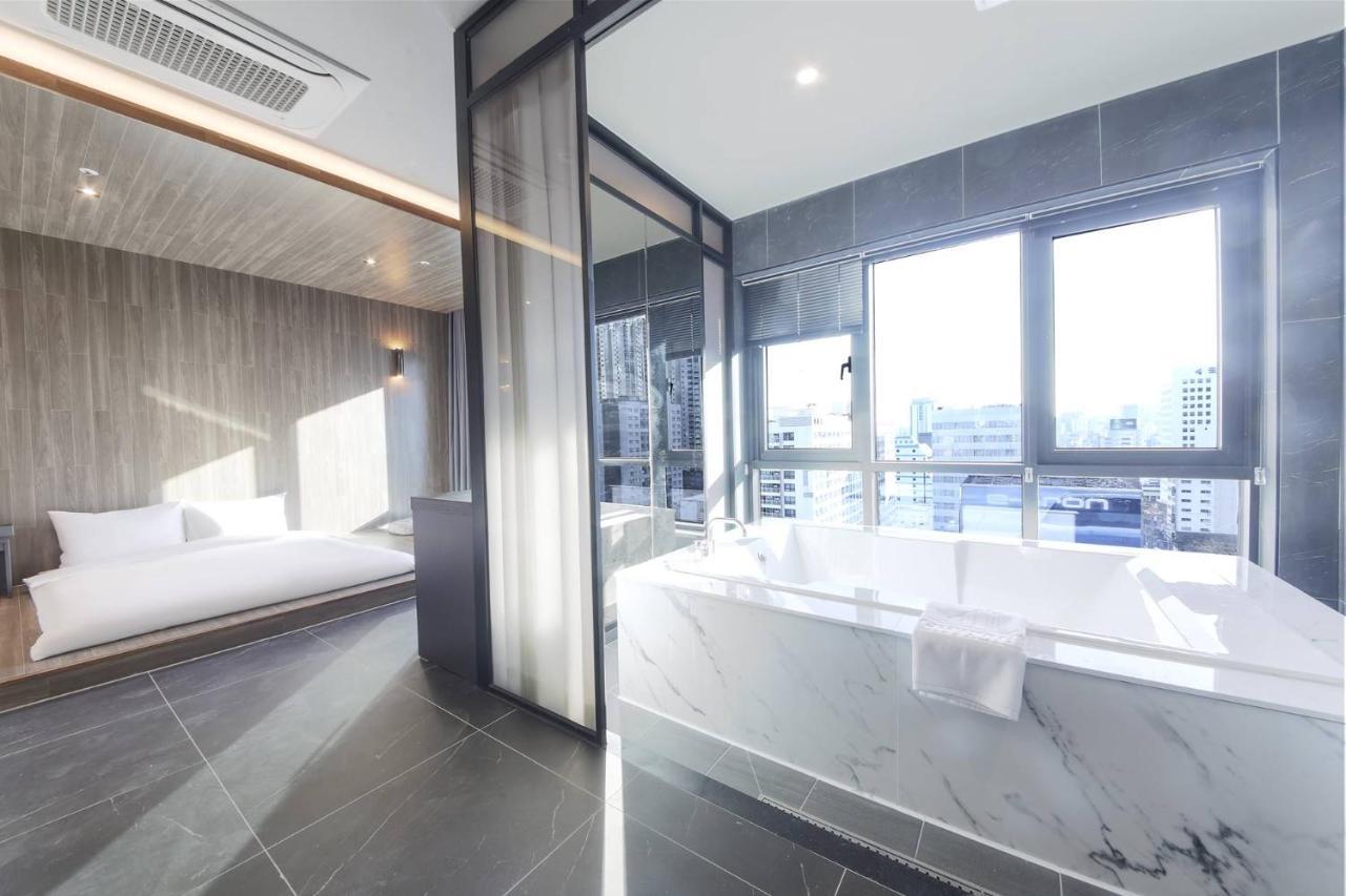 City Hotel The Busan Metro Exterior foto